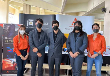 Arrow-Energy-set-up-an-exhibition-booth-at-the-KMITL-Job-Fair-2023
